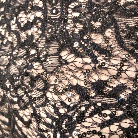 R&M Collection Dress Black Nude Womens Size 6 - Picture 6 of 7